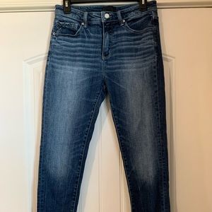 Buckle Black brand women’s skinny jeans size 28